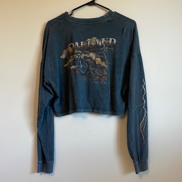 Urban Outfitters Long Sleeve Crop Top - Picture 2 of 3